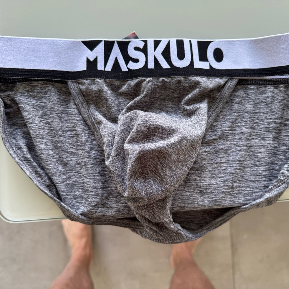 Maskulo men’s pouch underwear.   XL